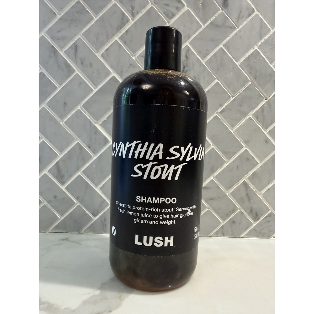Lush Cynthia Sylvia Stout Shampoo 16.9 oz Extremely Rare Retired
